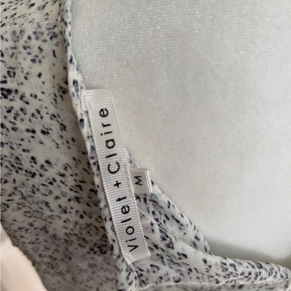 Violet & Claire Speckled Gray and White pattern sleeveless flowy Top - Picture 10 of 12